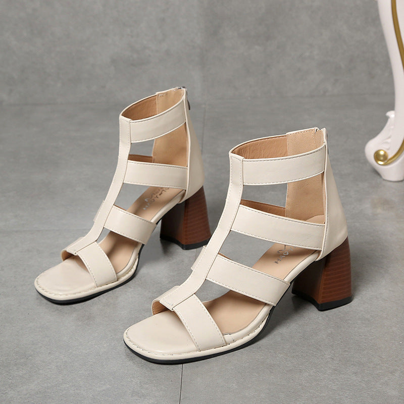 New for summer: retro sandals with thick heels for women