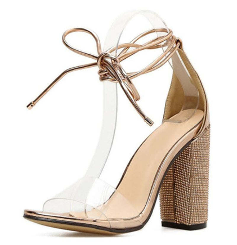 Sommer-Sandalen für Damen mit dicken Absätzen