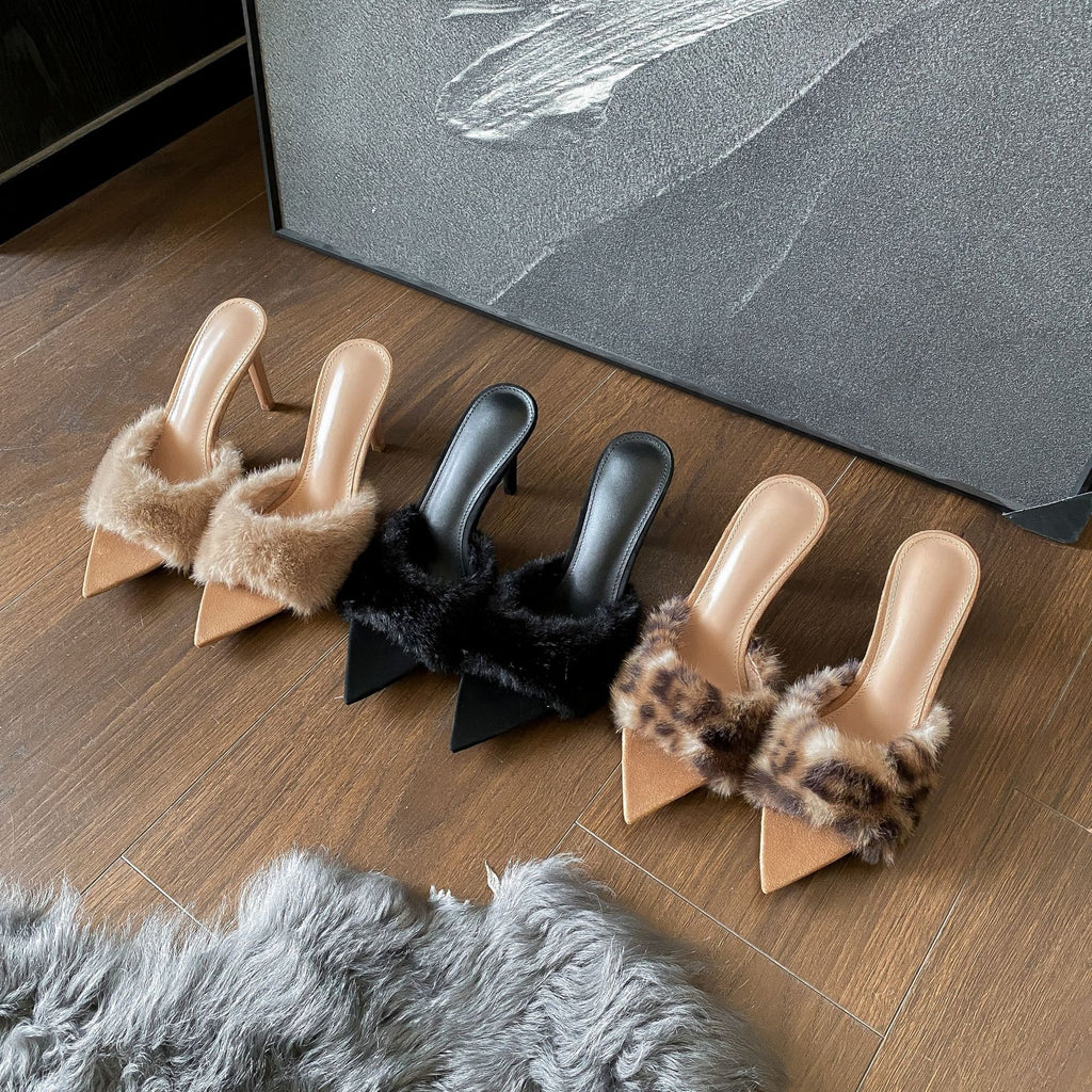 Shoes with a tapered toe, high-heeled, non-slip and soft;