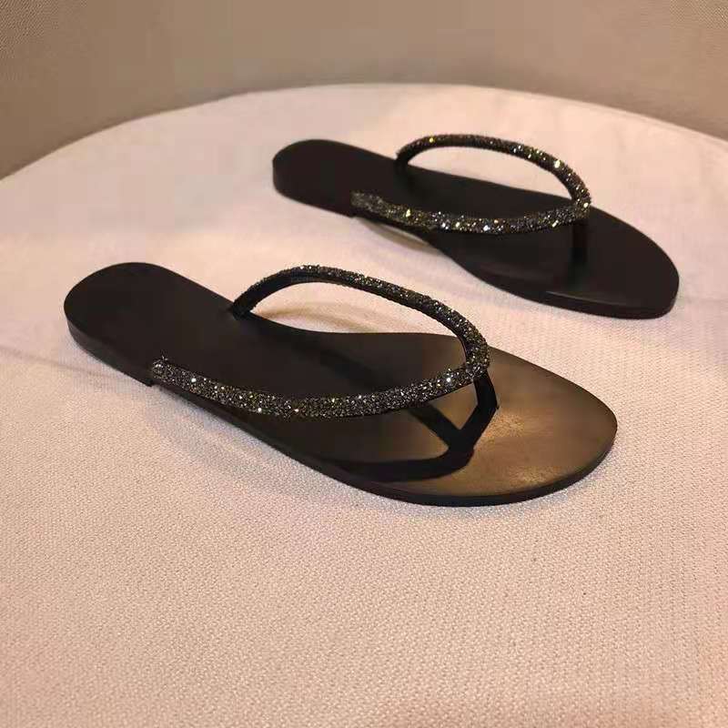 Sommermode: Neue Strass-Sandalen für Damen
